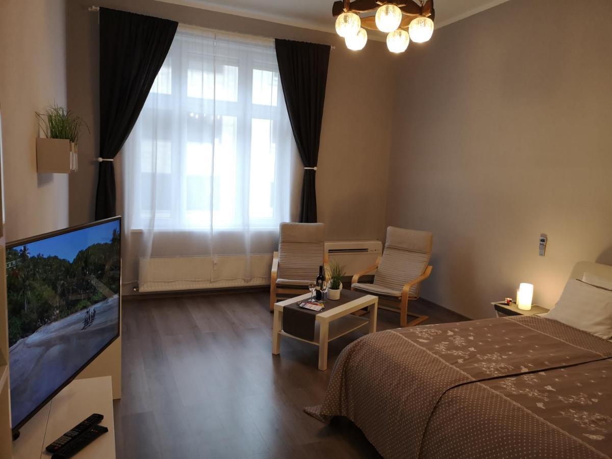 Central Apartment Budapeste Exterior foto